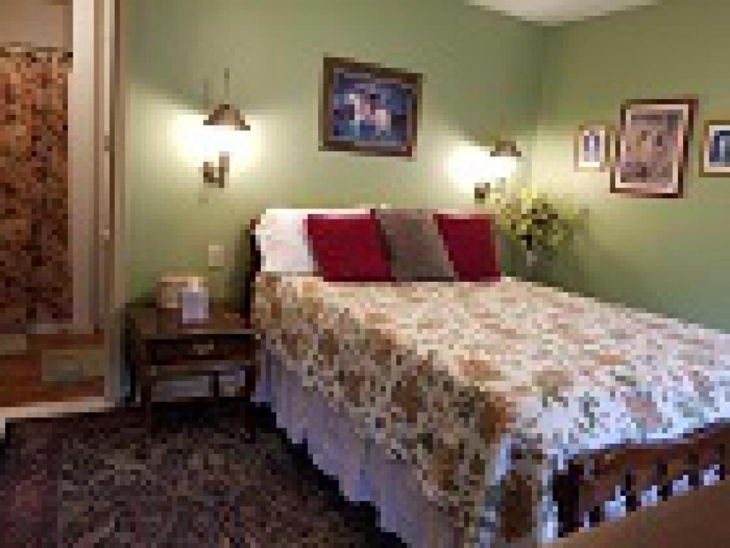 Aldrich House Bed & Breakfast Williamsburg Room photo